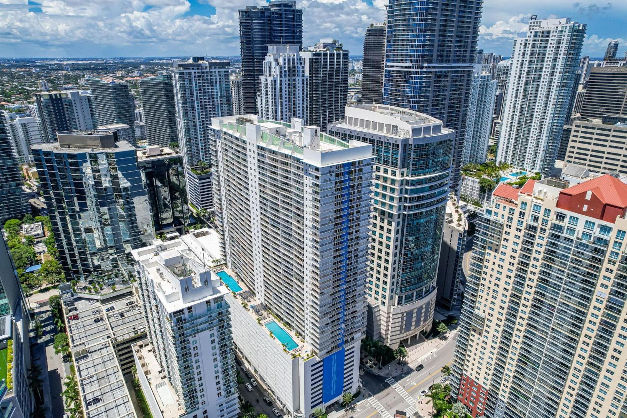 Panoramic 2br Bay-view In Brickell With Parking