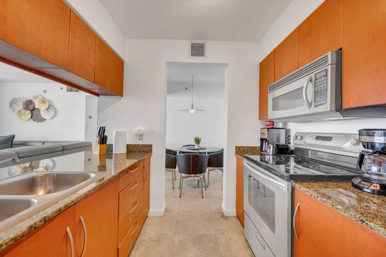 Panoramic 2br Bay-view In Brickell With Parking * Miami