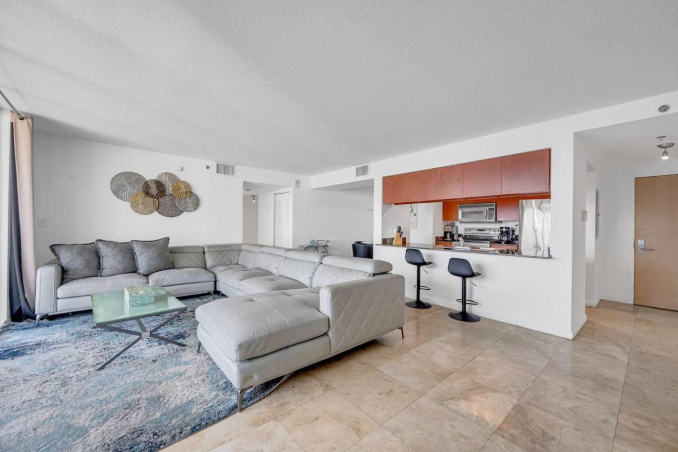 Panoramic 2br Bay-view In Brickell With Parking *
