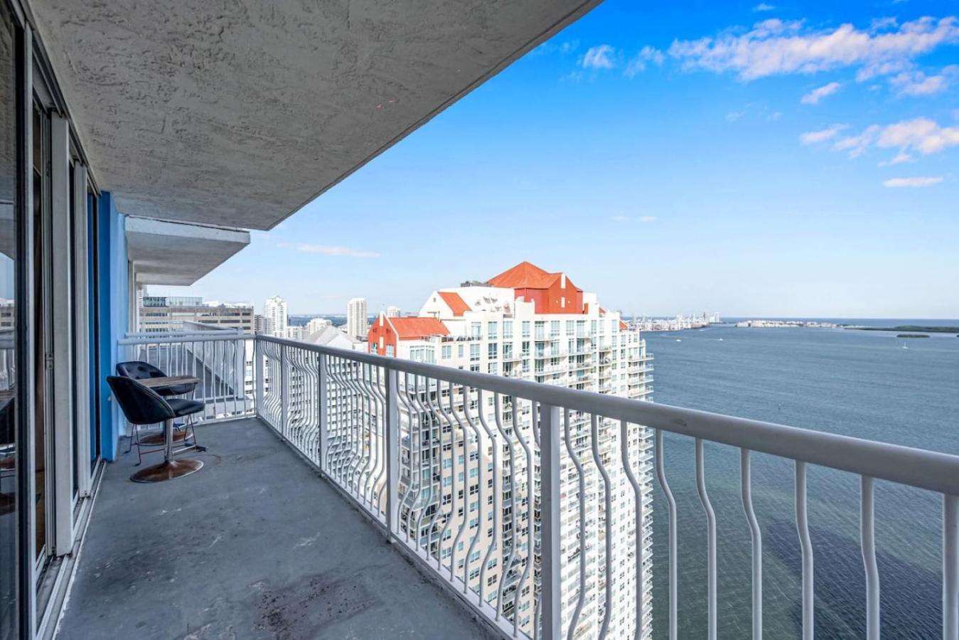 Panoramic 2br Bay-view In Brickell With Parking